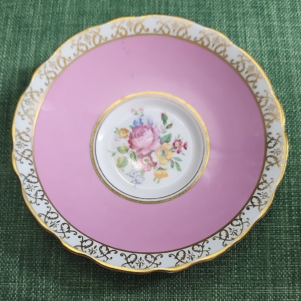 Vintage Royal Stafford "Roses to Remember" bone china teacup saucer. 
